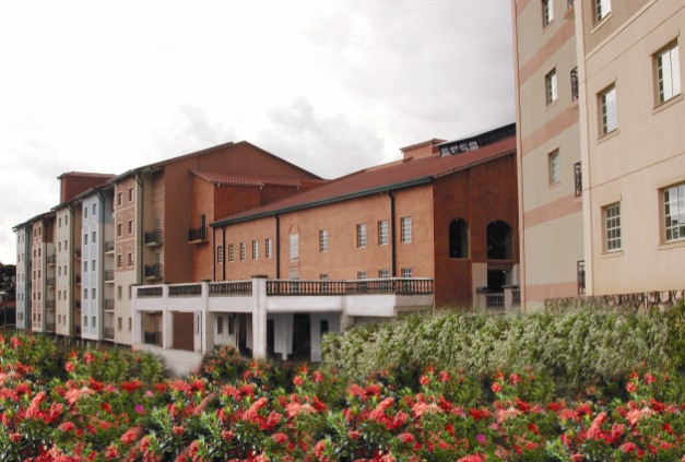 Giardino Su�tes