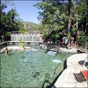 Piscina  com Duchas