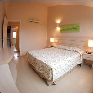 Quarto Casal Apto Superior (Duplex)